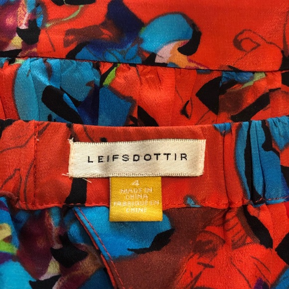 Leifsdotfir Strapless red dress with blue florals - Picture 6 of 8